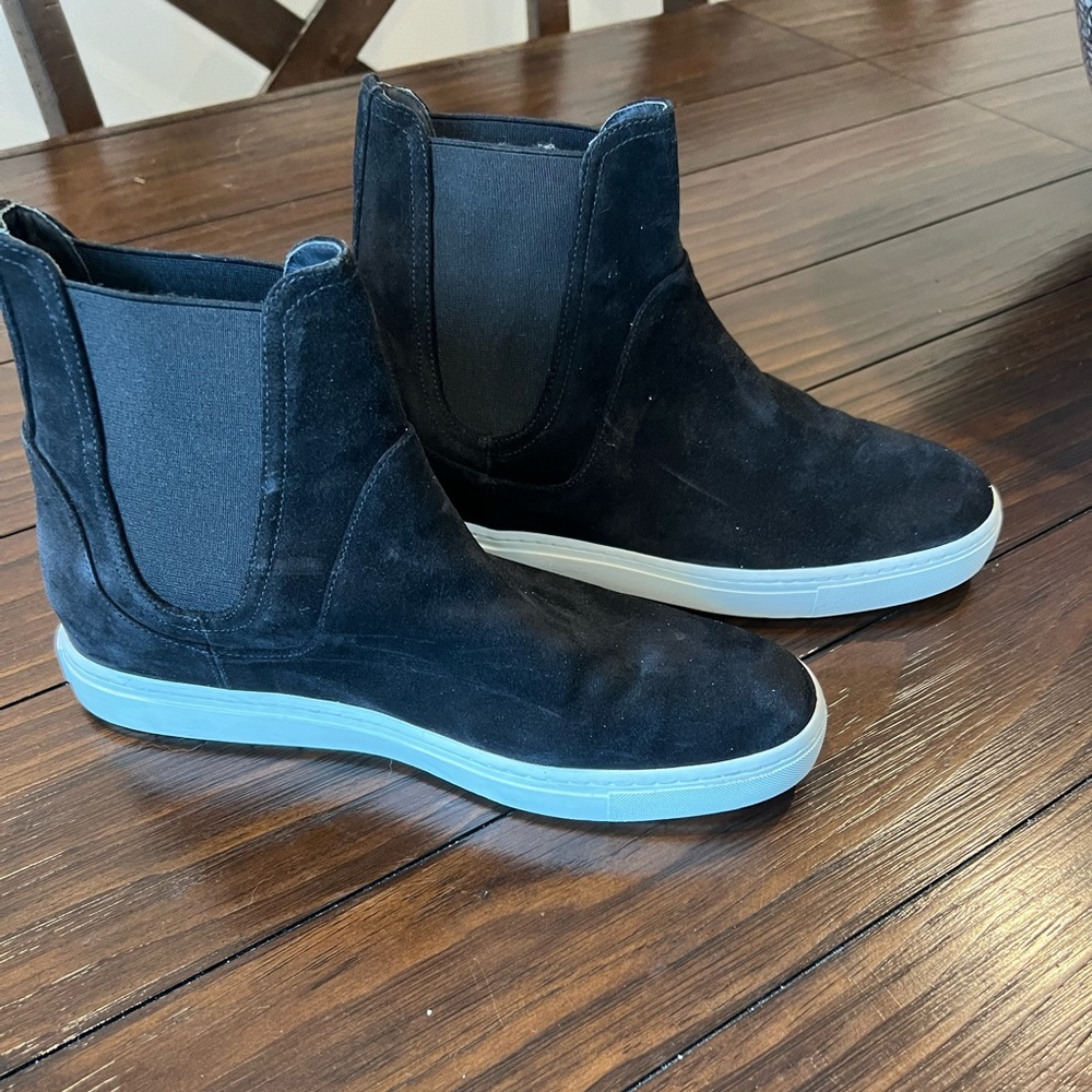 Vince Womens Nira Pull On High Top Sneakers